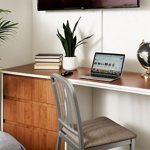 Intown Suites Extended Stay Atlanta Ga - Forest Park